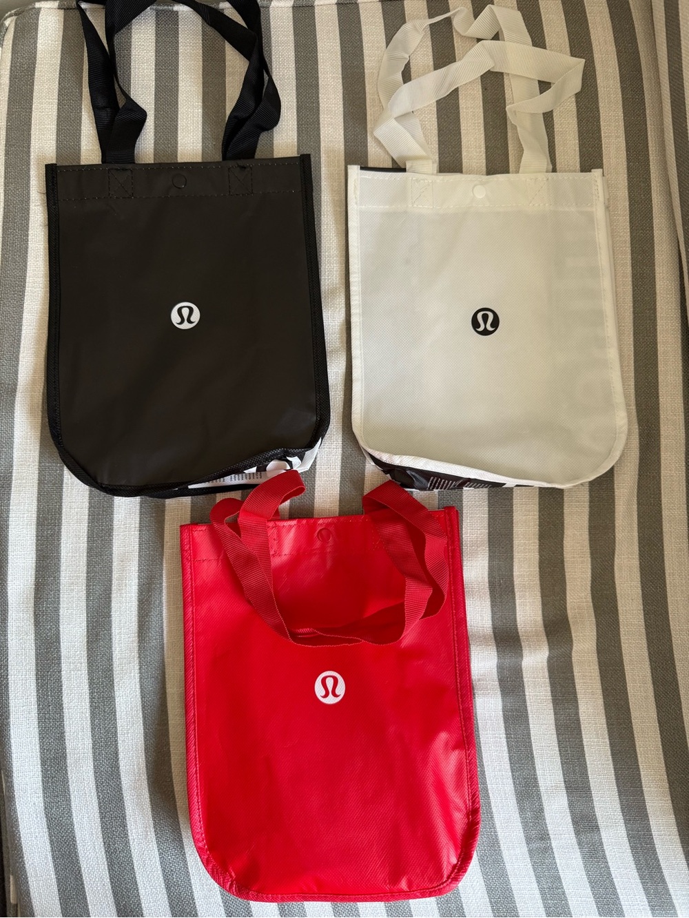 lululemon athletica Red, Black & White Compact Tote Trio